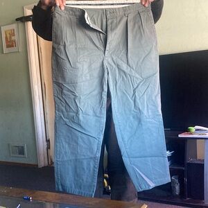 Polo Ralph Lauren Chinos size 38x32 100% cotton

Vintage green. Great condition